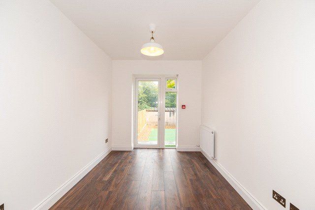 Property photo 2 of 7 Picture No. 06