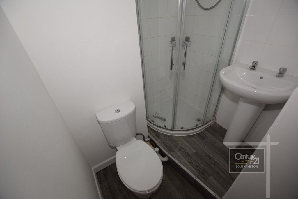 Property photo 3 of 3