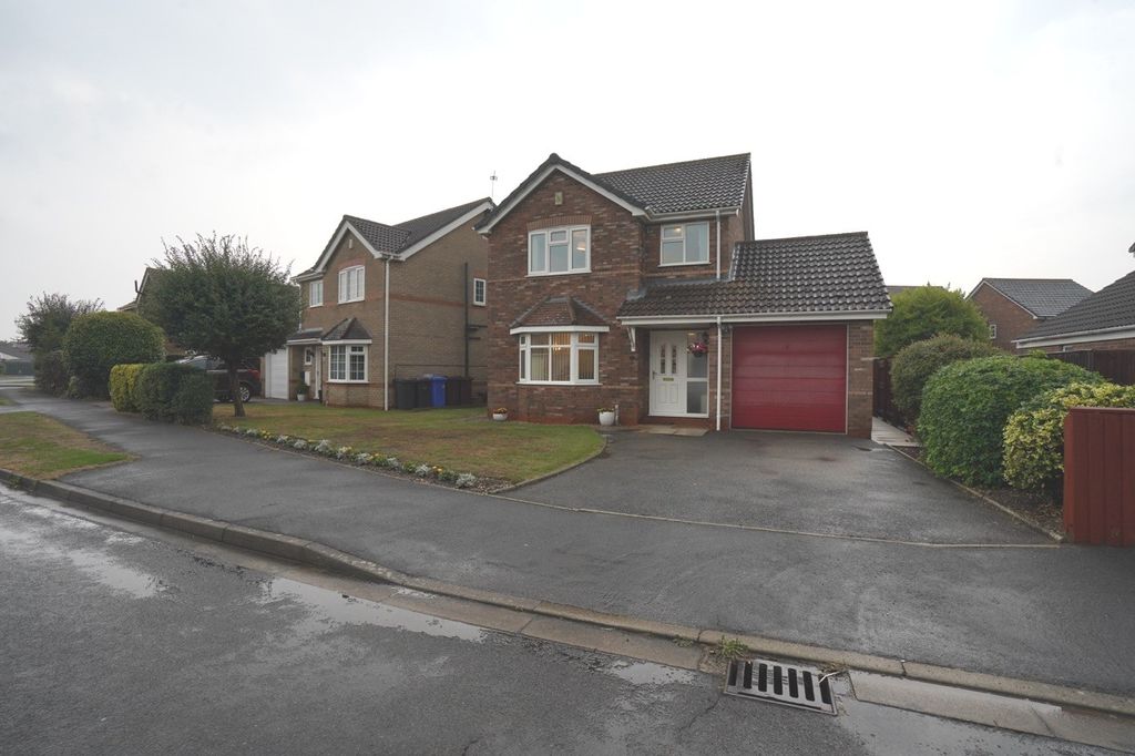 Property photo 1 of 26