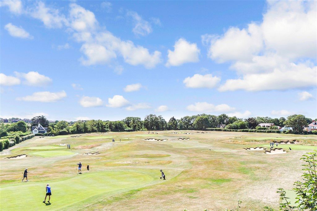 Property photo 3 of 4 Surrounding Area