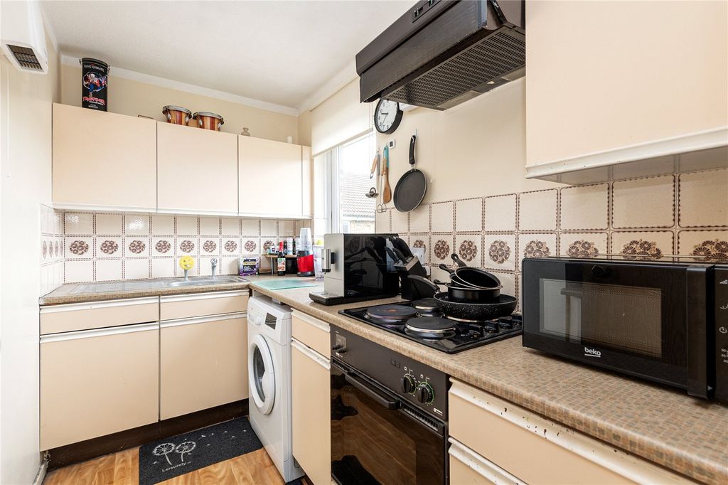 Property photo 2 of 11 Picture No. 08