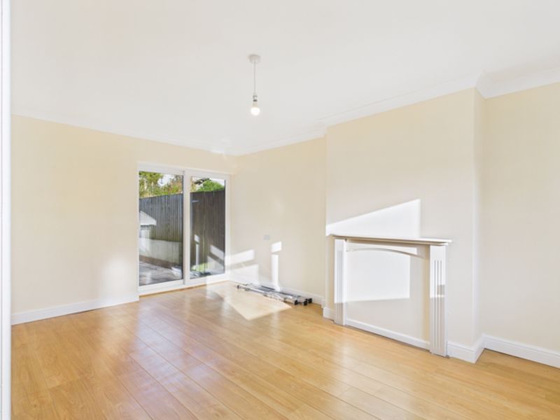 Property photo 2 of 17 Photo 11