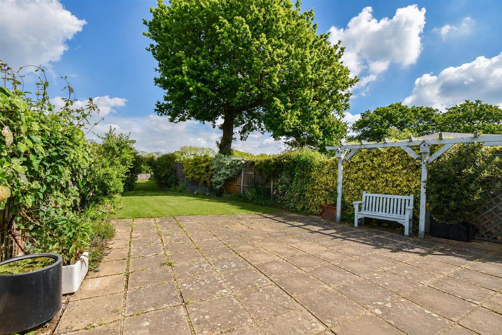 Property photo 1 of 28 0c539E40-32B2-4561-8c57-642Df9Be60Fb.Png