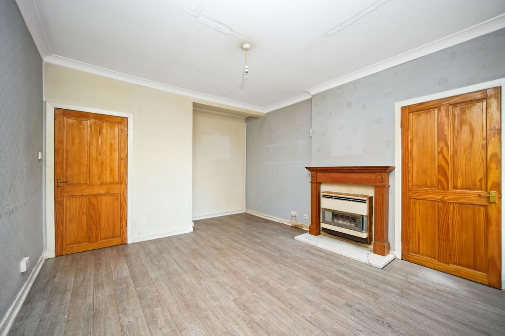 Property photo 3 of 11 Property Image 3
