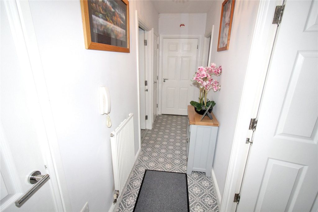 Property photo 2 of 11 Picture No. 04