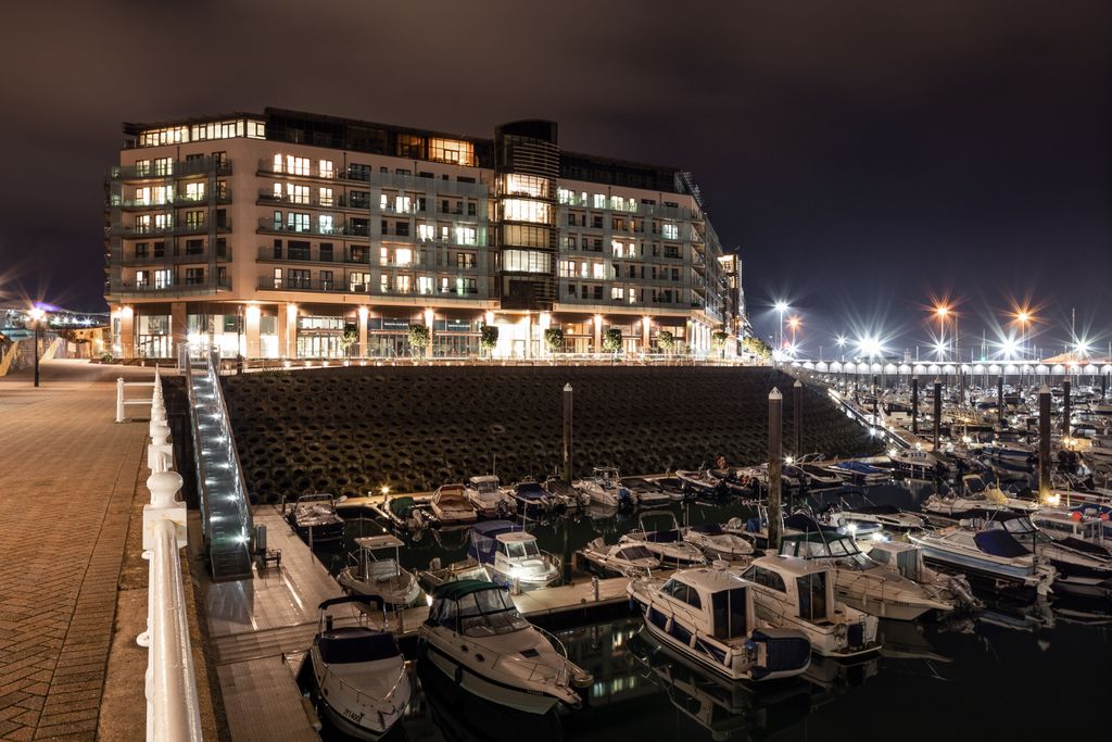 Property photo 3 of 6