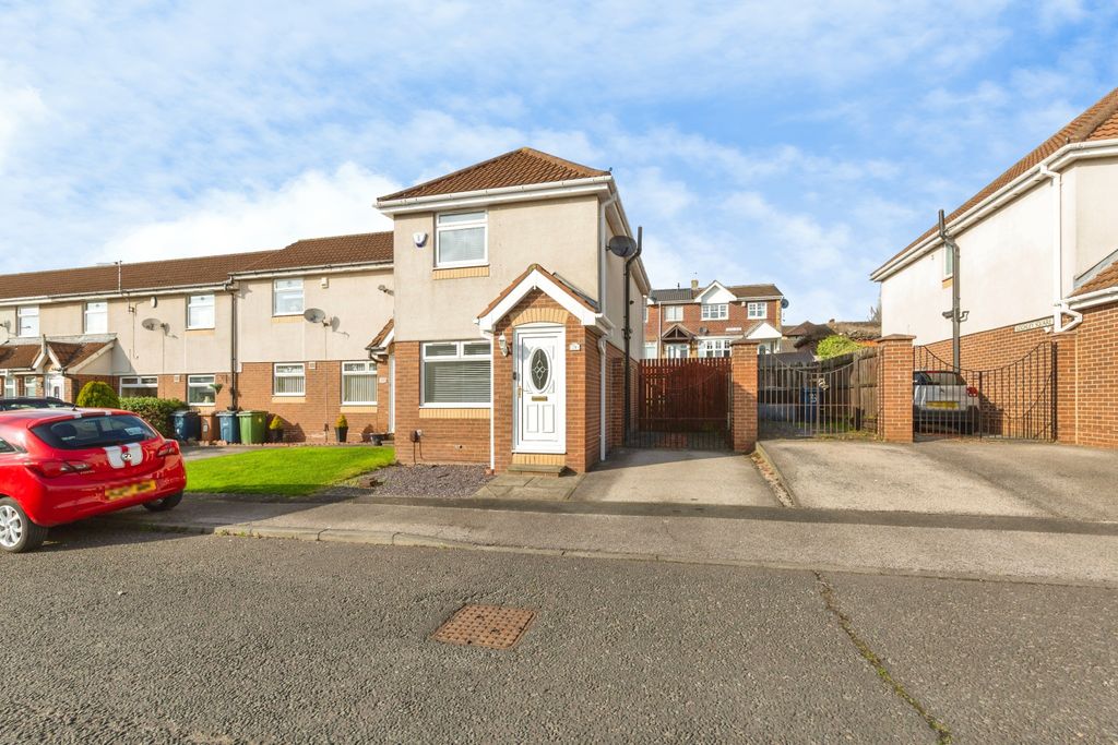 Property photo 1 of 15