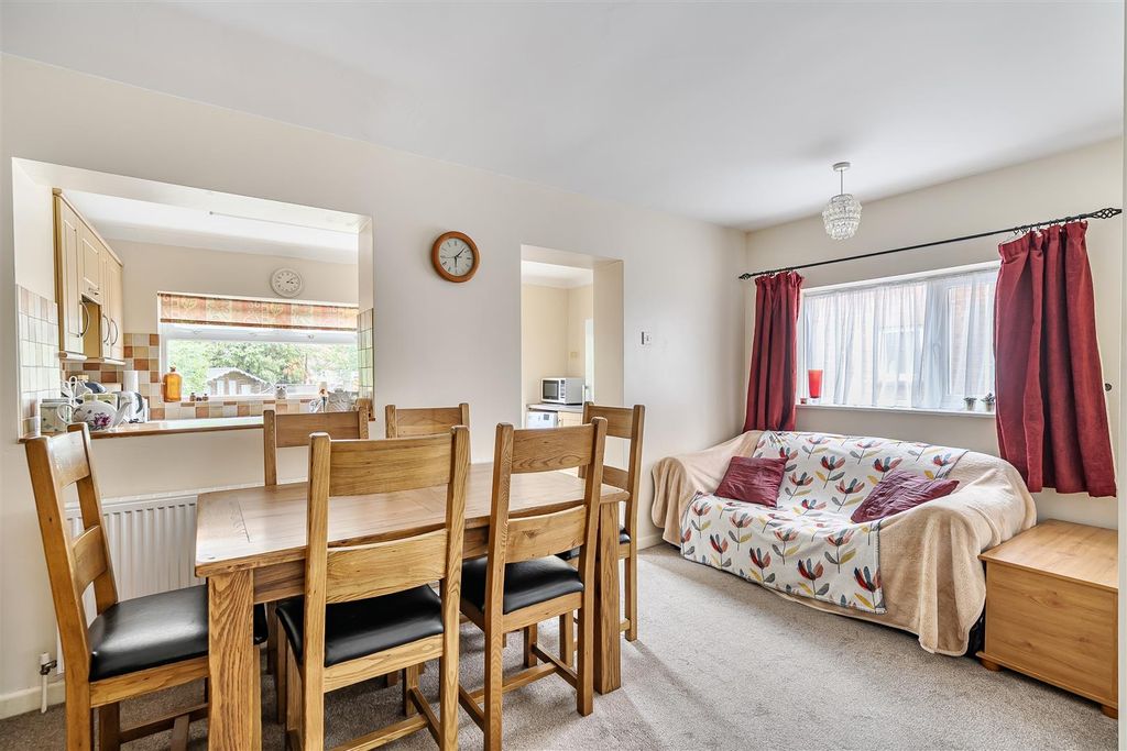 Property photo 3 of 12 1360195-13-68d6B473B1E2d.Jpg