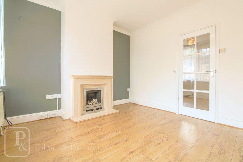 Property photo 3 of 12 Reception Room