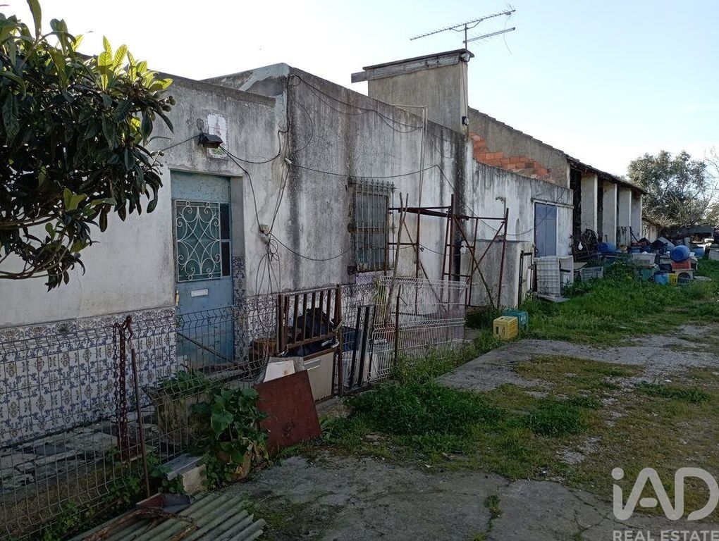 Property photo 2 of 24