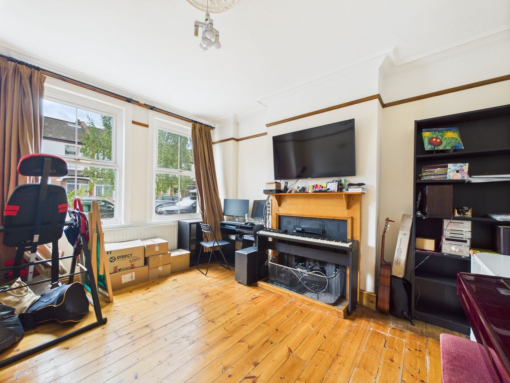 Property photo 2 of 16