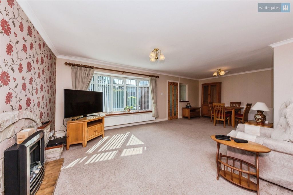 Property photo 3 of 20 Picture No. 07