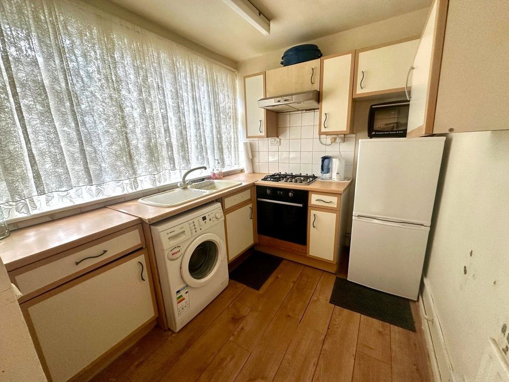 Property photo 3 of 9 Picture No. 08