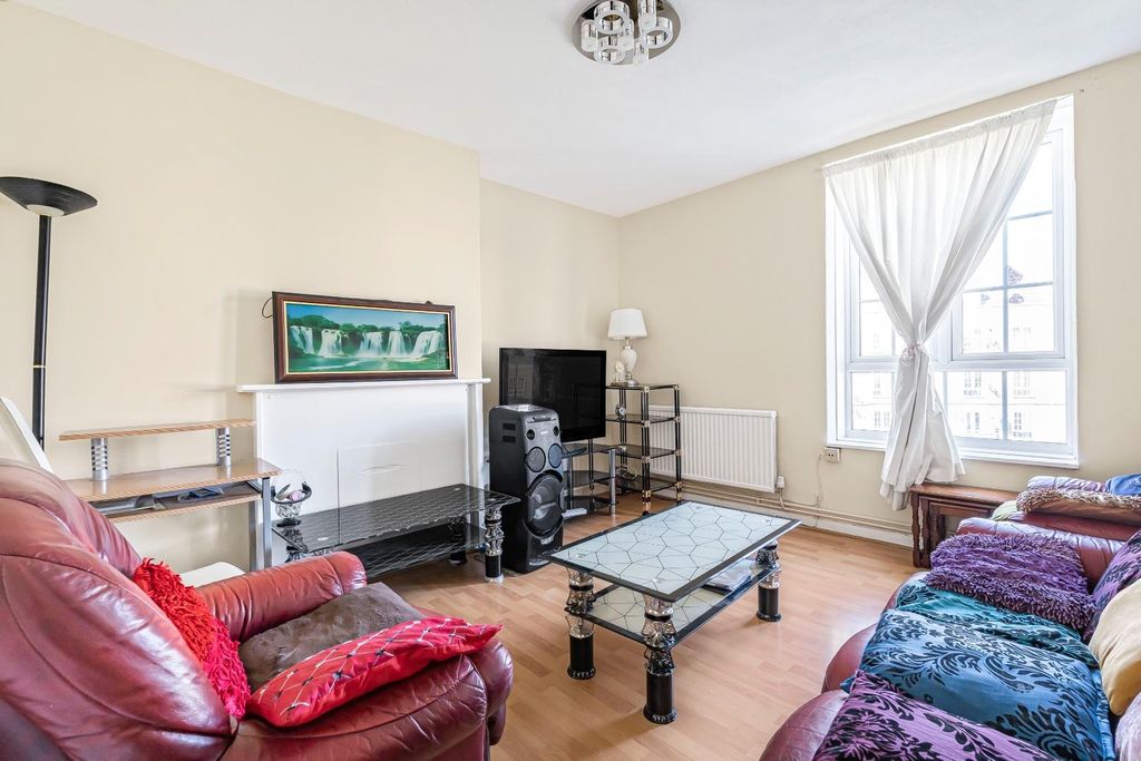 Property photo 1 of 13 7_53316.Jpg