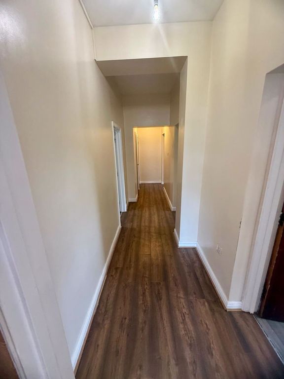 Property photo 2 of 7 Photo 3