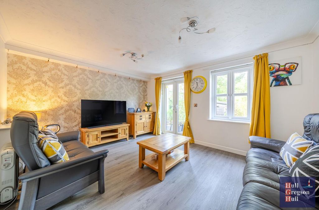 Property photo 3 of 21 B24764Ad-9025-4Be3-B5E1-97491A3c5A86.Jpg