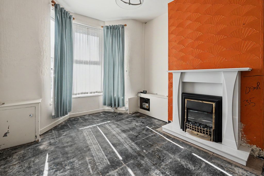Property photo 2 of 16 59 Dryden Street, Bootle, Liverpool, L20 4Rt