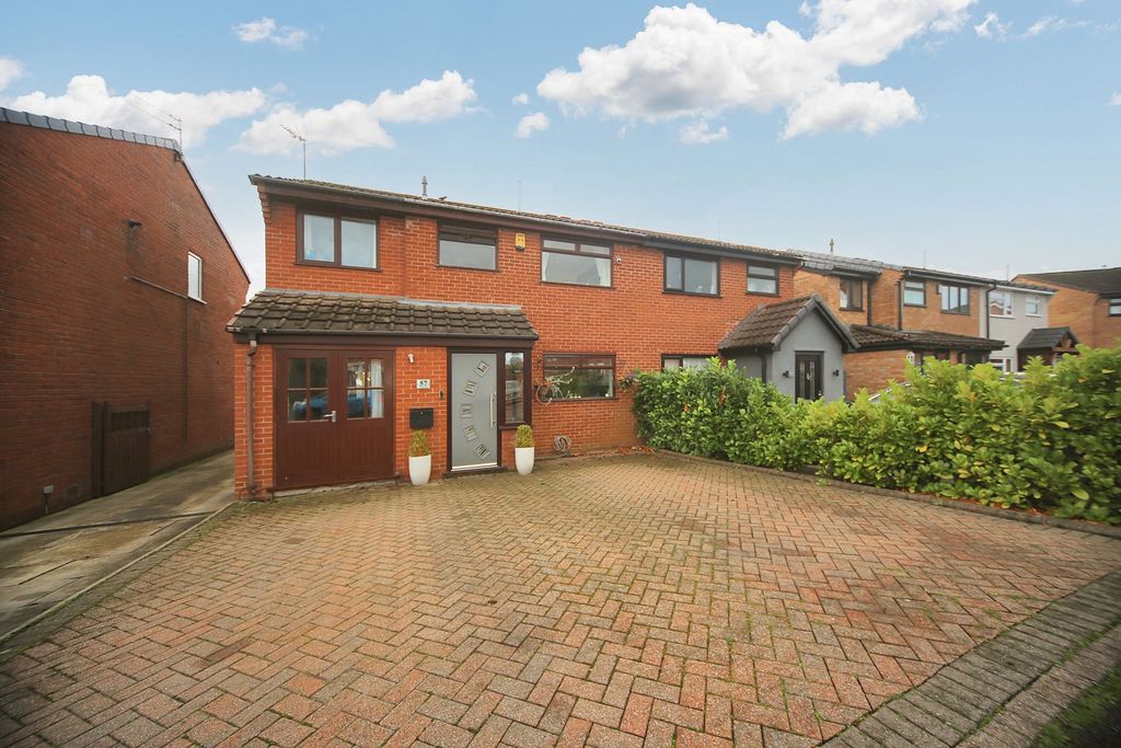 Property photo 1 of 25