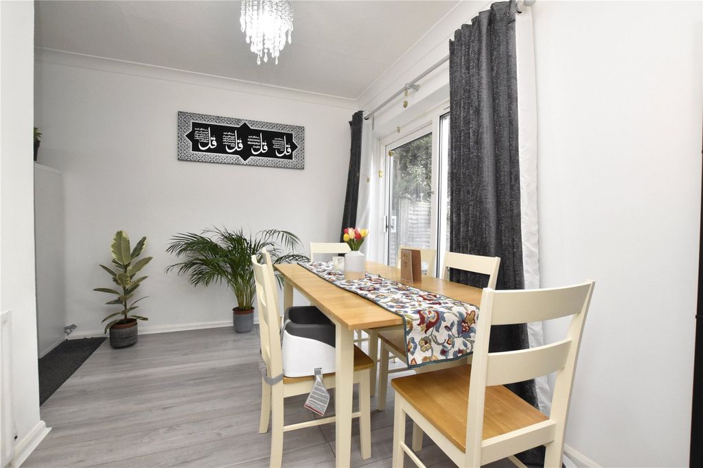 Property photo 3 of 17 Picture No. 08