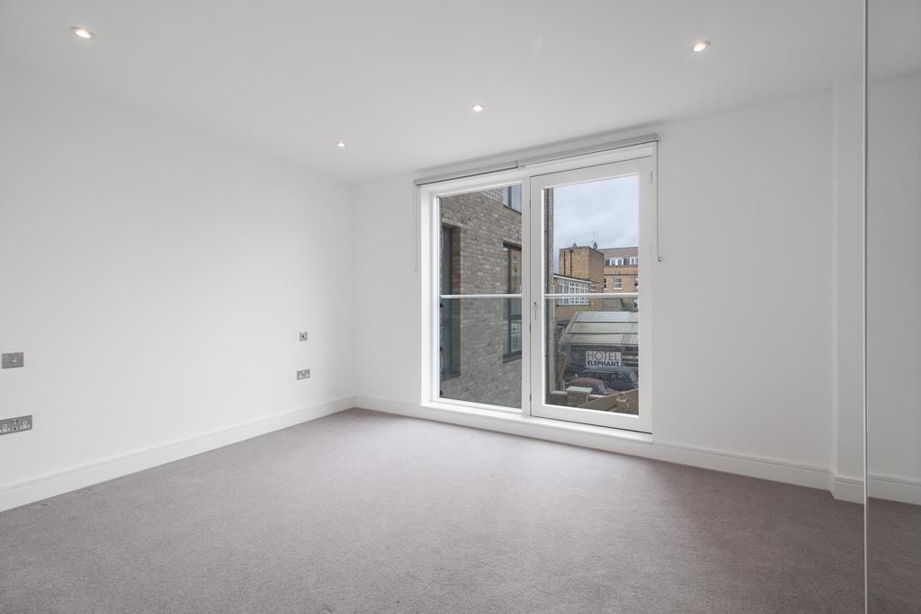 Property photo 2 of 16 Lores-Ws193078-02.Jpg