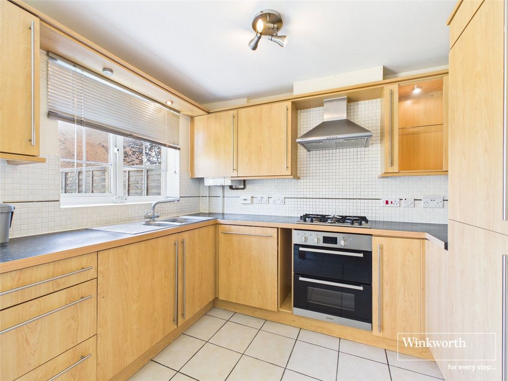 Property photo 2 of 13 Picture No. 23