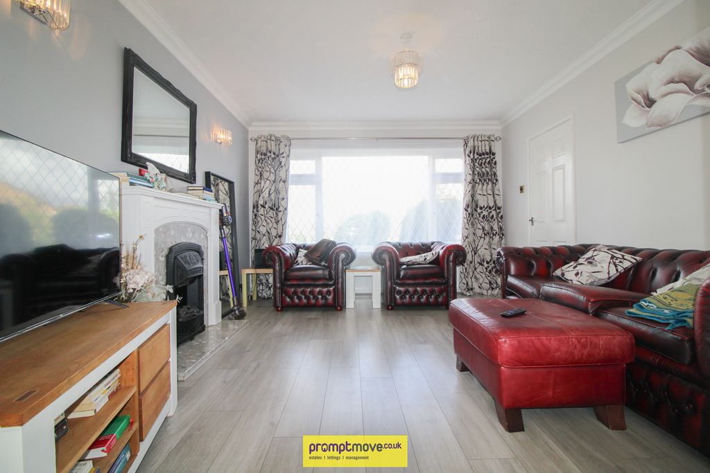 Property photo 3 of 14 Na