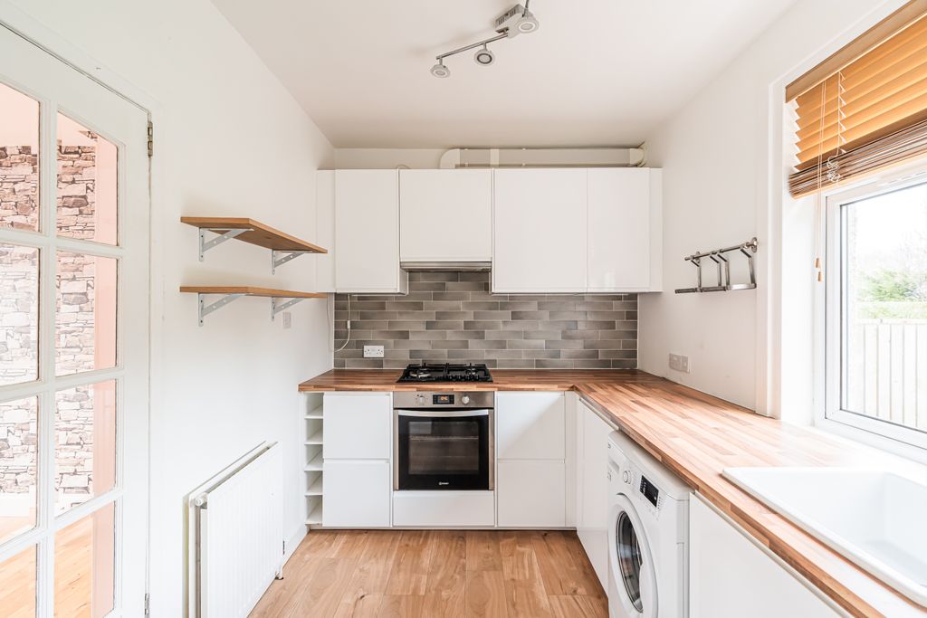 Property photo 2 of 21 Property Image 2