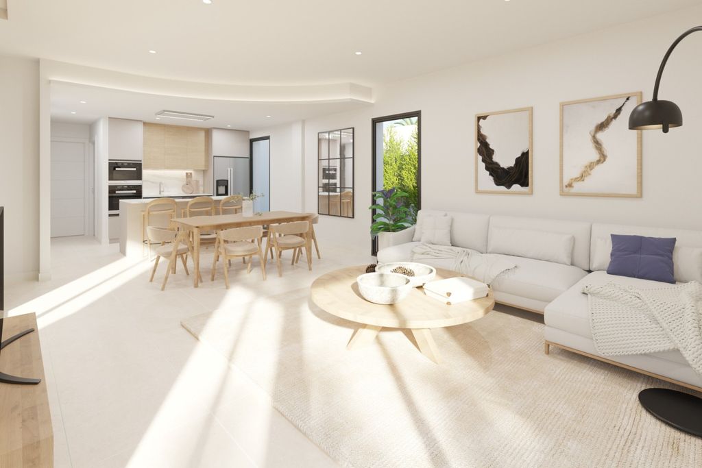 Property photo 2 of 22