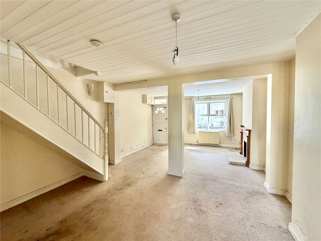 Property photo 3 of 8 Picture No. 02