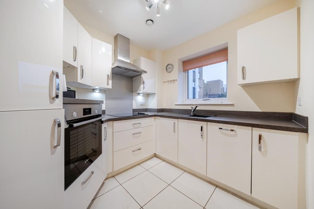 Property photo 3 of 20 Kitchen