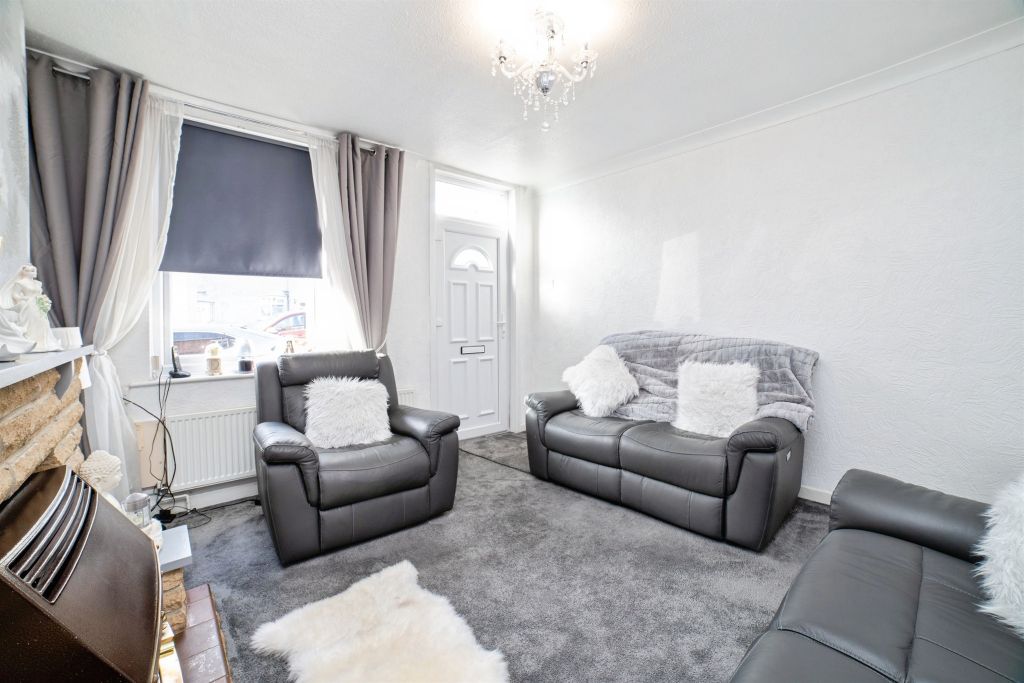 Property photo 3 of 20