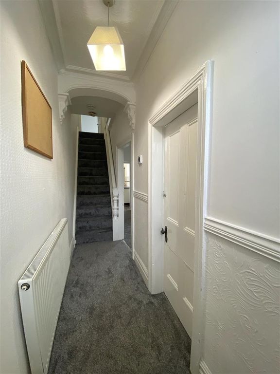 Property photo 3 of 8 Bright Hallway With Fresh Carpet And Period Trim...