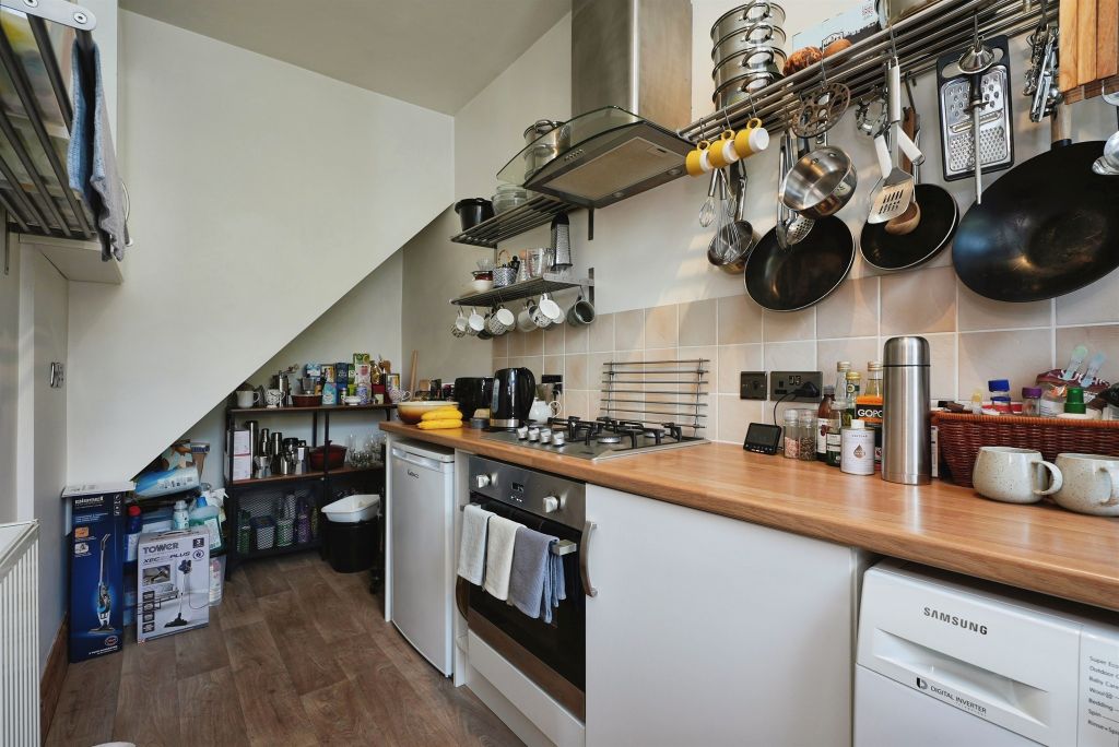 Property photo 3 of 18