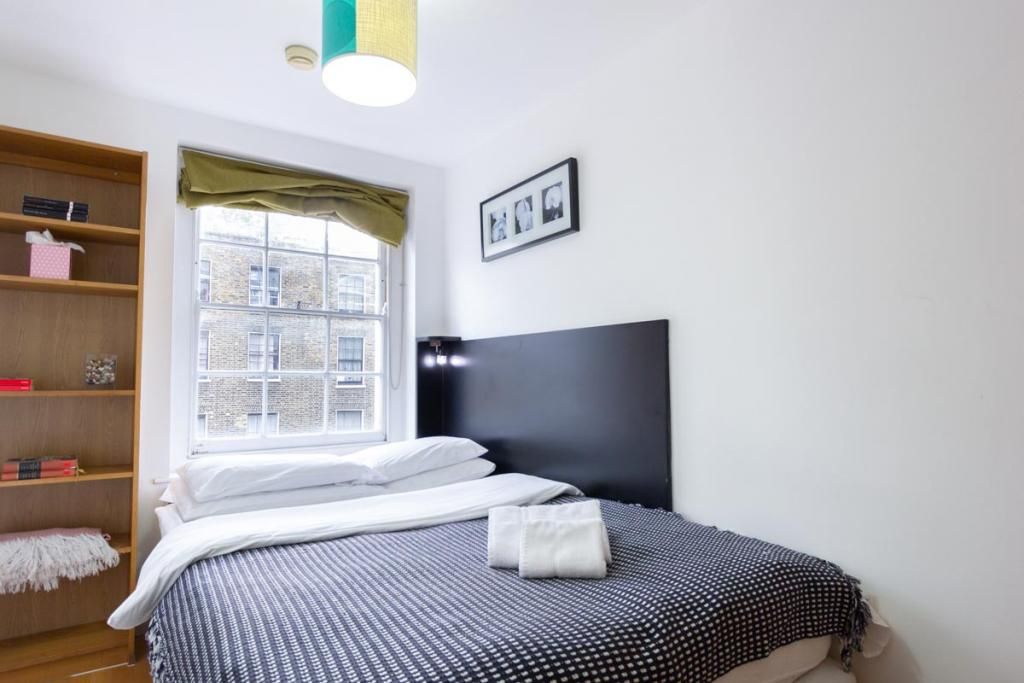 Property photo 1 of 5 Studio To Rent