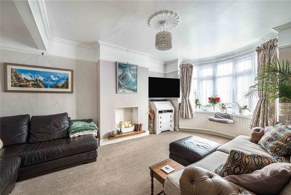 Property photo 3 of 23 Picture No. 04