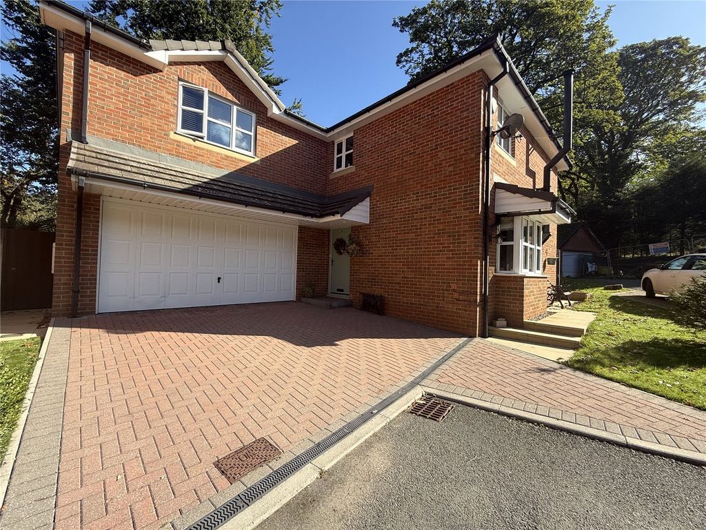Property photo 2 of 36 Picture No. 72
