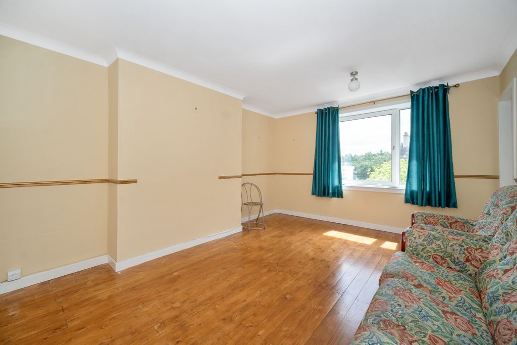 Property photo 2 of 20 Dsc03002