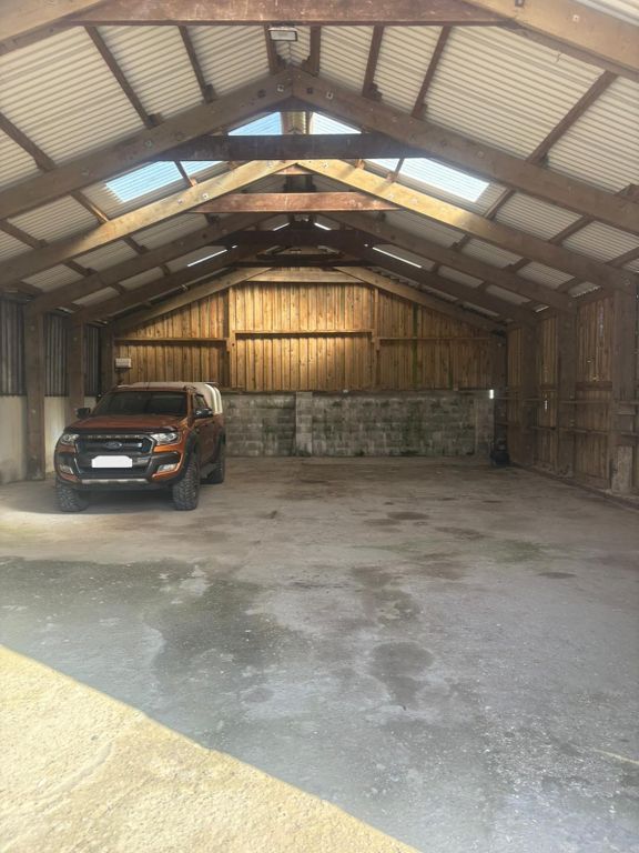 Property photo 2 of 3