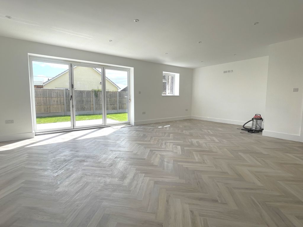 Property photo 2 of 9 Img_5714