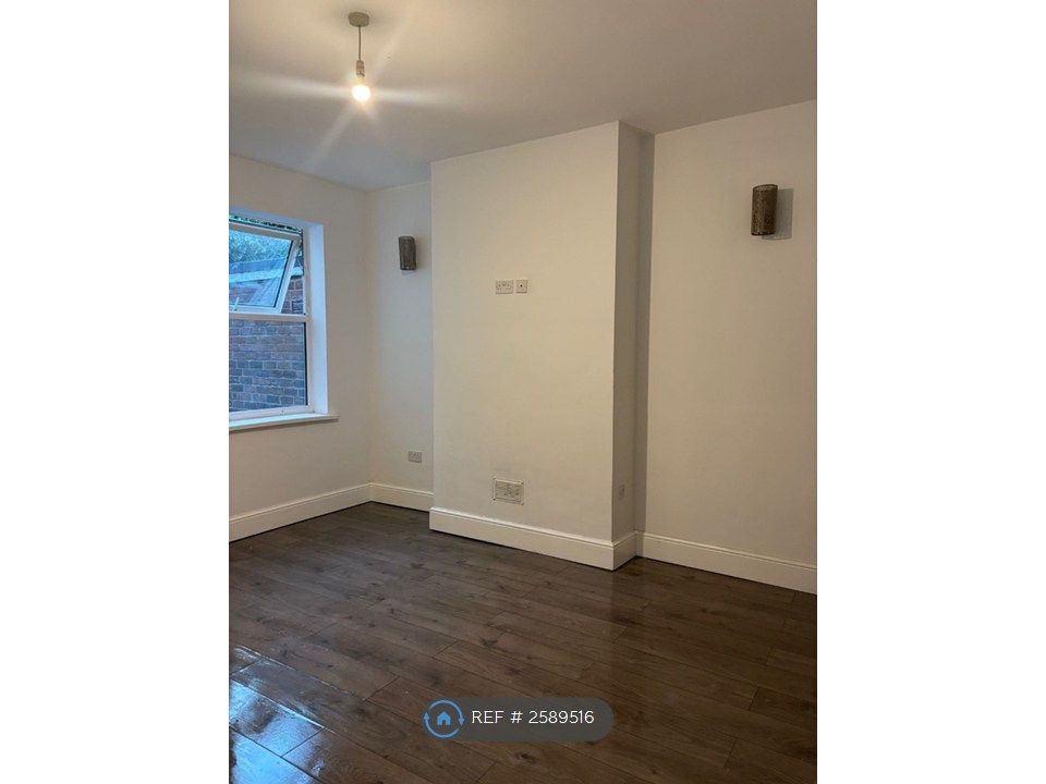 Property photo 3 of 13 Rear Lounge