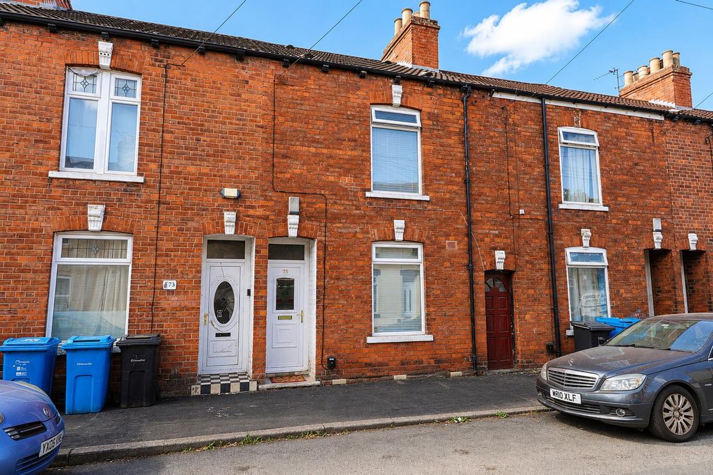 Property photo 1 of 27