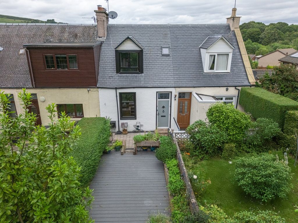 Property photo 1 of 32