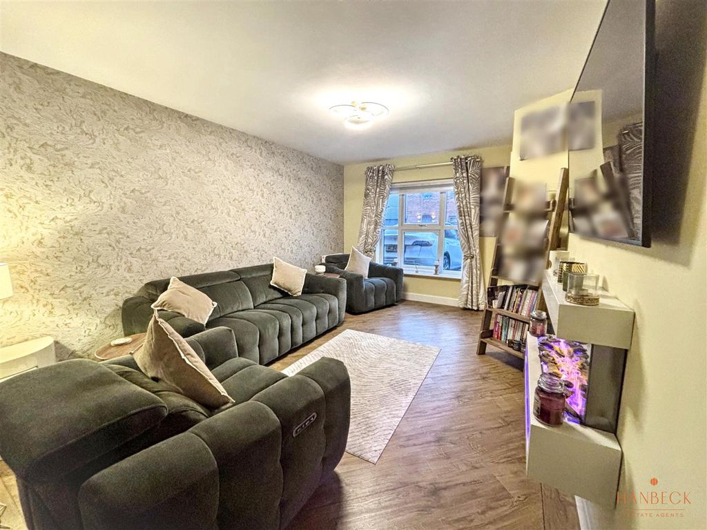 Property photo 3 of 24 Img_9982_Blurred.Jpg