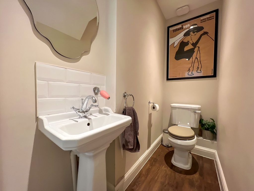 Property photo 3 of 38