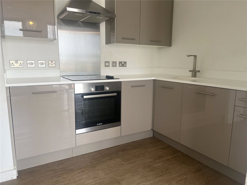 Property photo 3 of 7 Picture No. 04