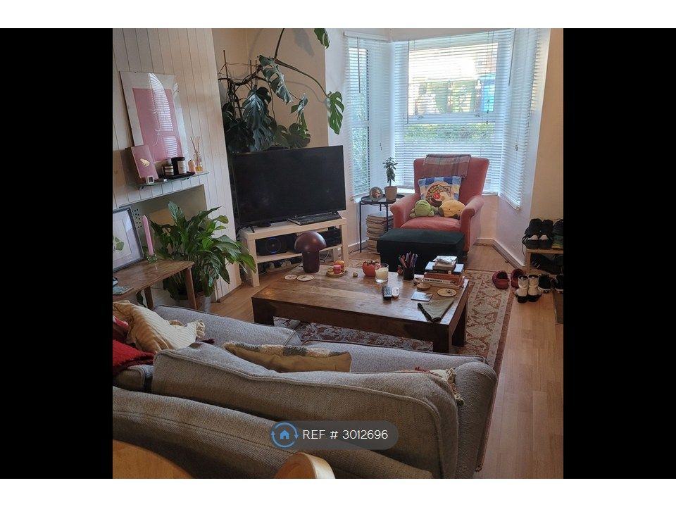 Property photo 2 of 12 Lounge/Diner