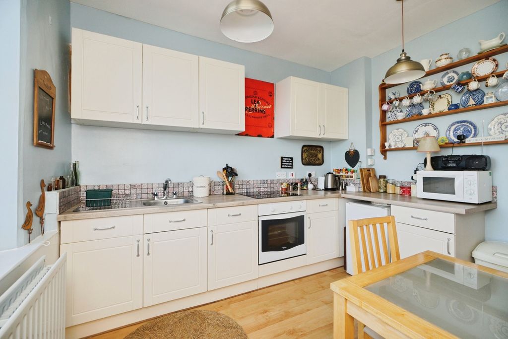 Property photo 3 of 20 Pbox-Img.Jpg
