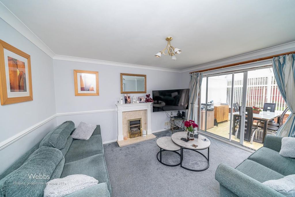 Property photo 3 of 30 Â© Webbs Estate Agents Â© (145 Of 217).Jpg
