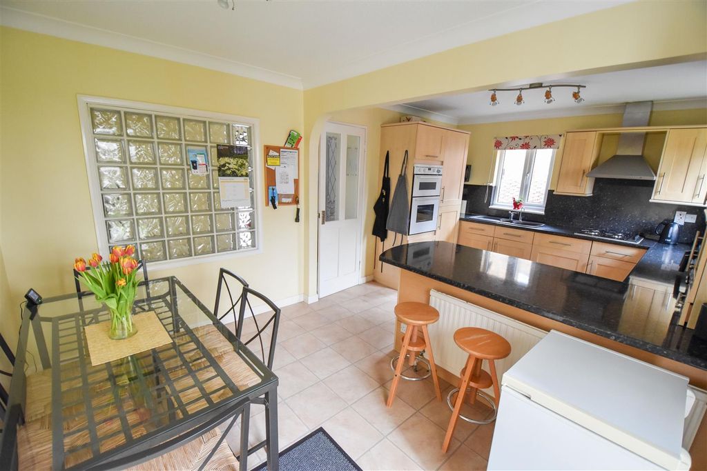 Property photo 3 of 14 Dsc_0079-2.Jpg