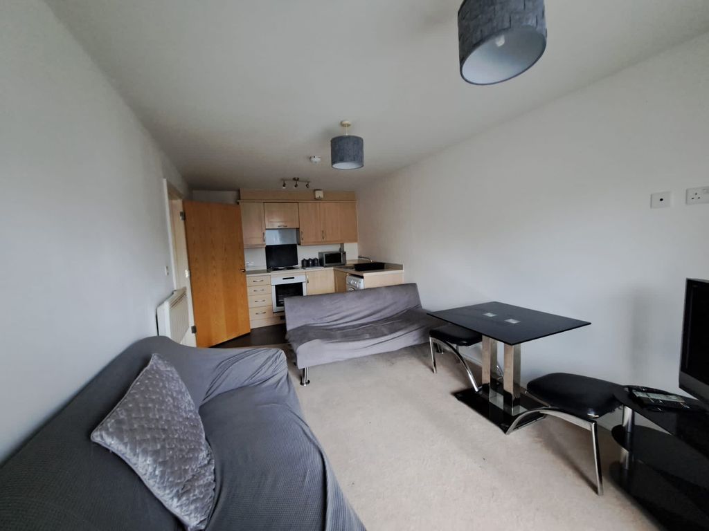 Property photo 1 of 3